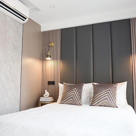 Recharge Studio Apartments&Suites Singapur Habitación foto